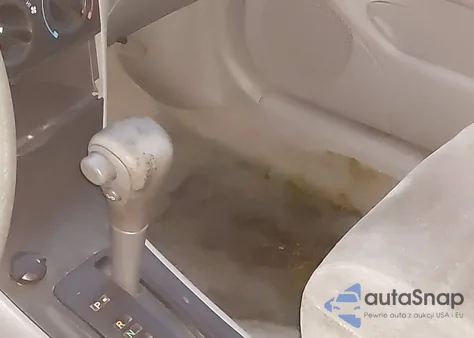 2004 Toyota Corolla Ce from USA, damaged, VIN 1NXBR32E84Z194568